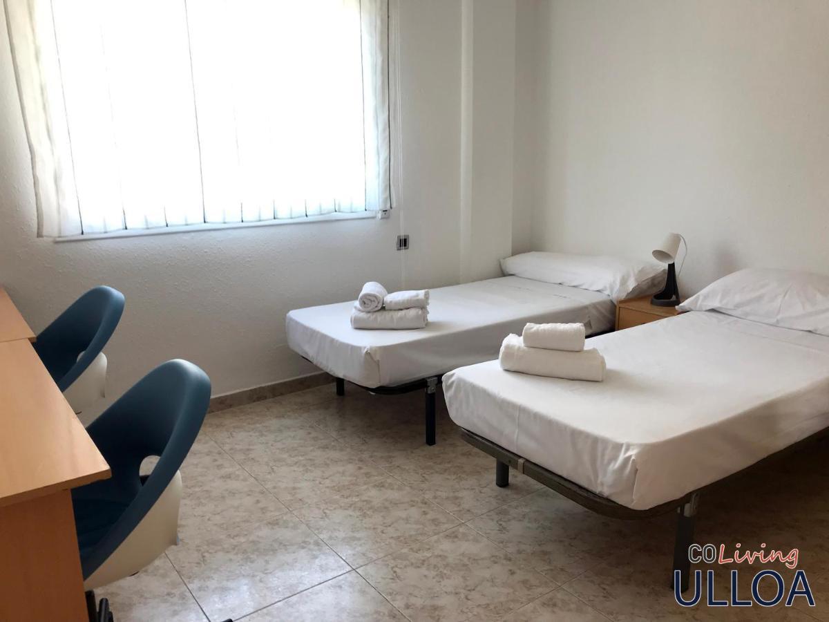 Готель Coliving Ulloa Реус Екстер'єр фото