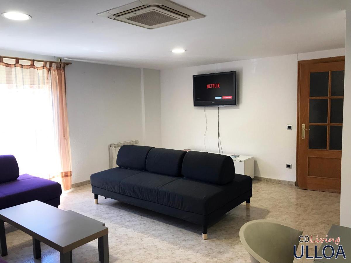 Готель Coliving Ulloa Реус Екстер'єр фото