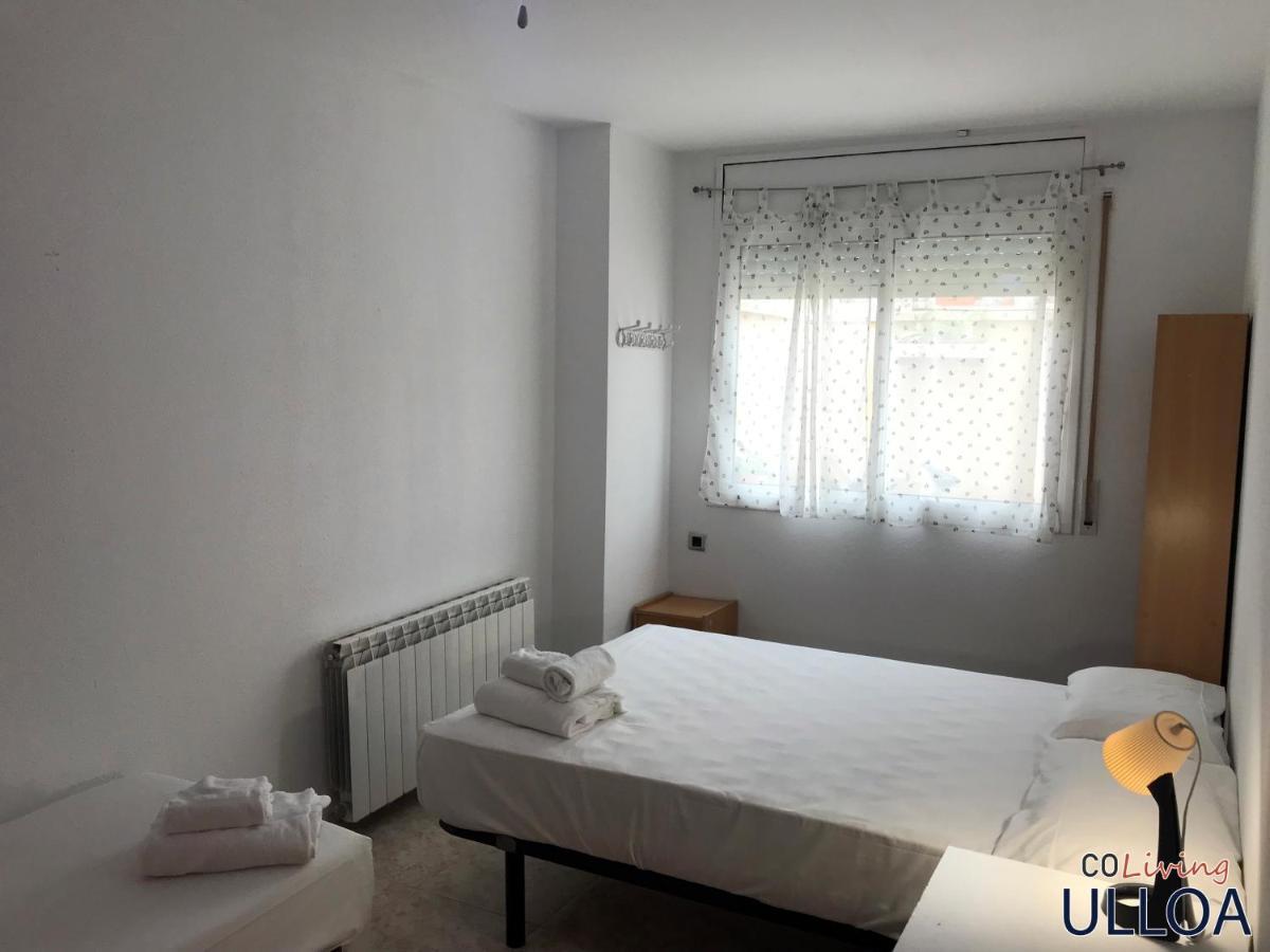 Готель Coliving Ulloa Реус Екстер'єр фото